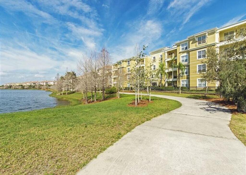 Vista Cay Jewel Luxury By Universal *