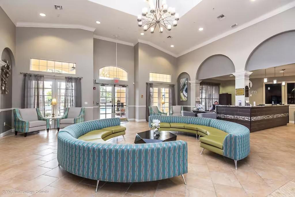 Vista Cay Jewel Luxury By Universal