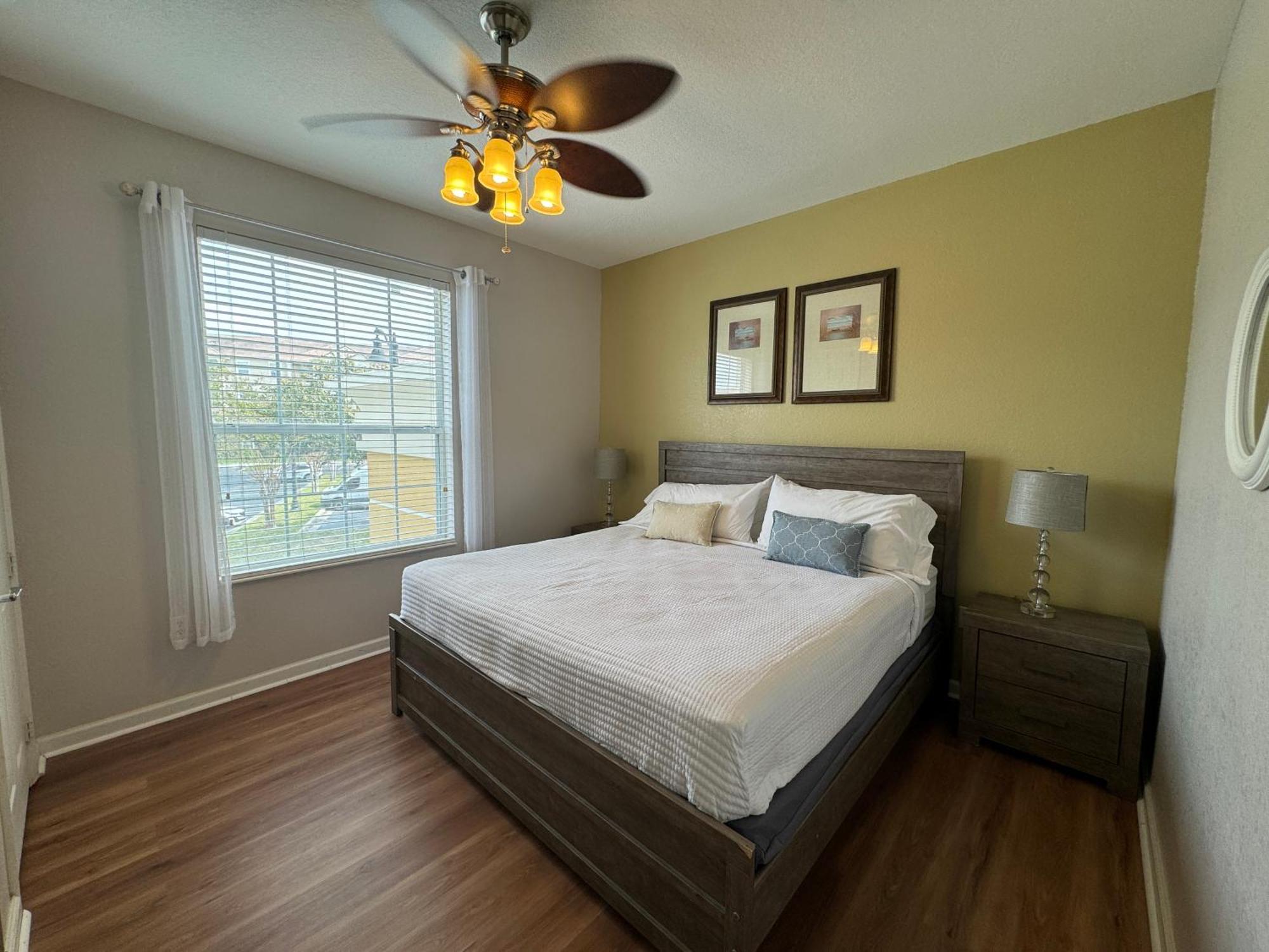 Vista Cay Jewel Luxury By Universal